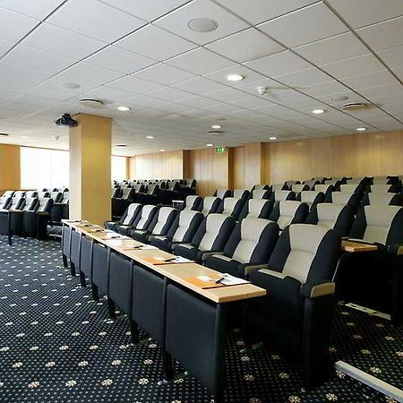 Days Hotel Nottingham Bagian luar foto